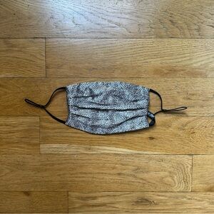 NWOT Slip silk leopard face mask (O/S)